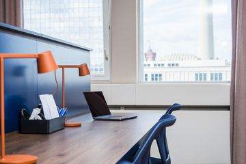 Berlin  Workspace Focus Room image 3