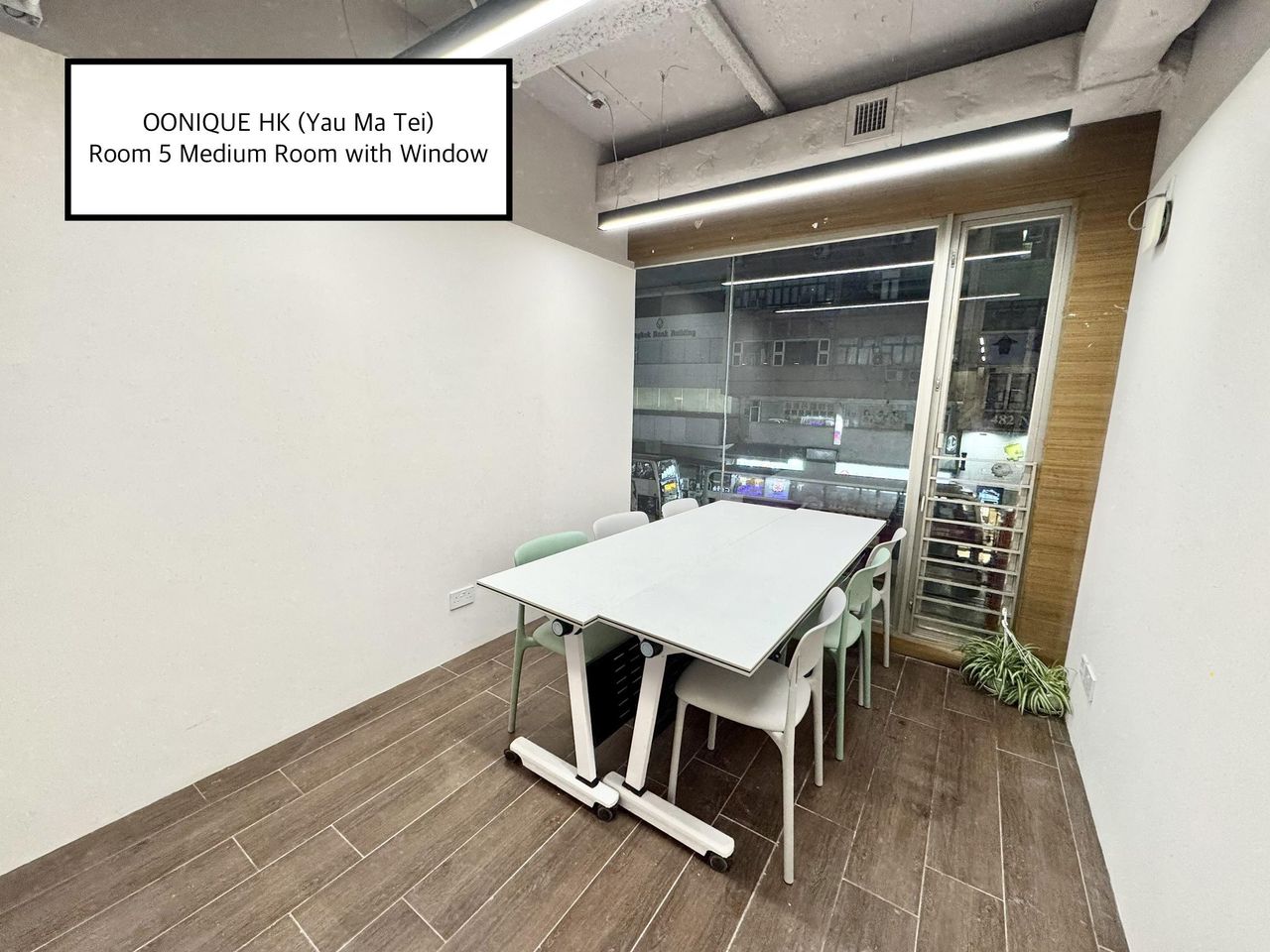 Hongkong  Meetingraum OONIQUE(YMT) Medium Room with Windows image 0