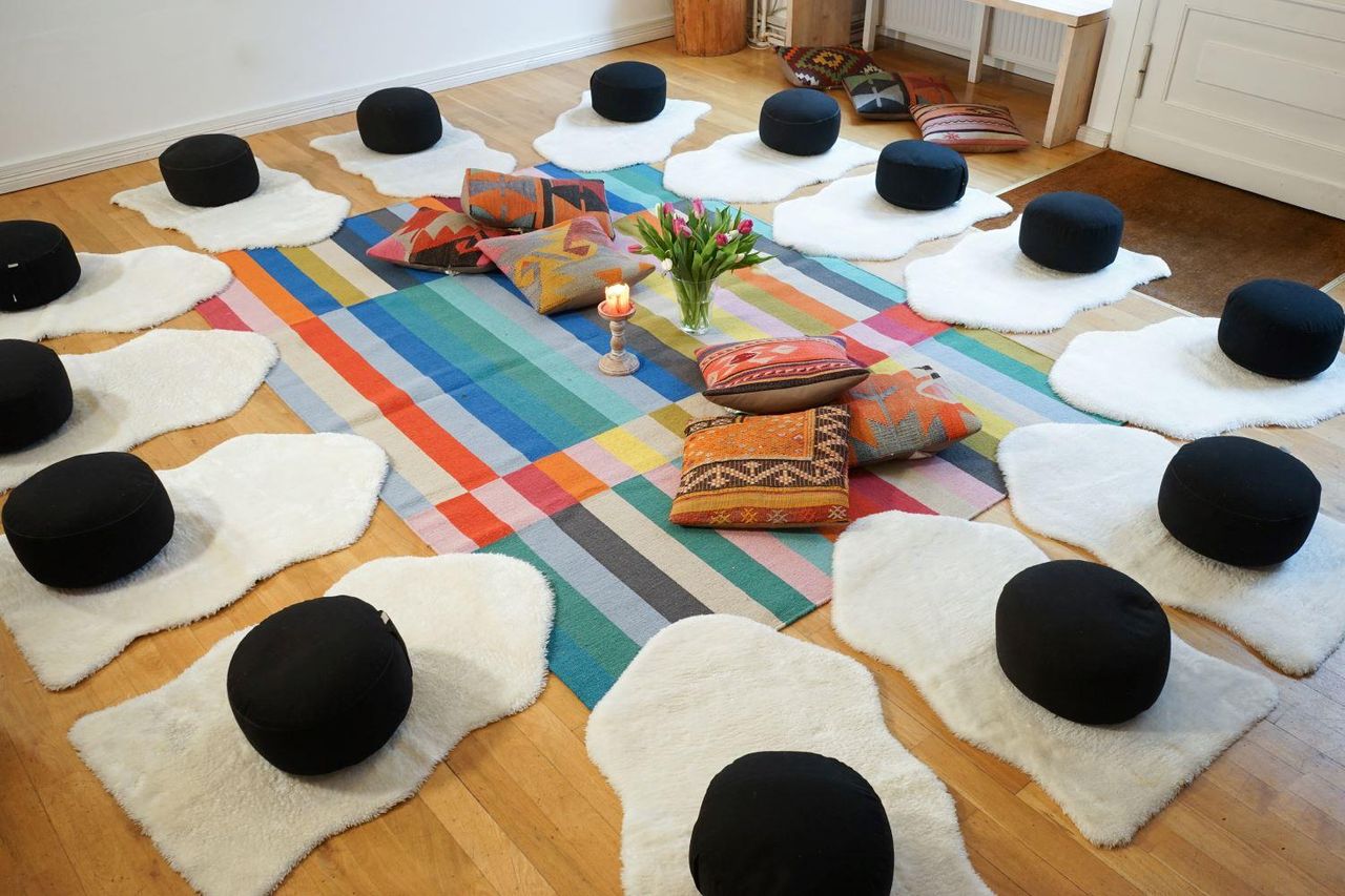 Berlin Kundengespräch Meeting room The Lovers Space image 13