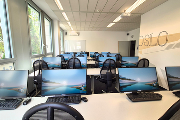 Munich Offsite-Meeting Business center Seminar Room Oslo image 0