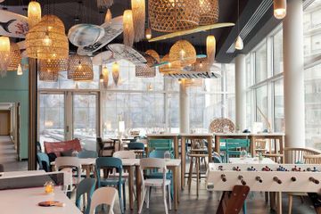 Paris corporate event spaces Auditorium Hampton By Hilton Clichy image 8