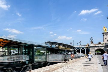 Parijs corporate event spaces Boot Le quai Alexandre III image 0