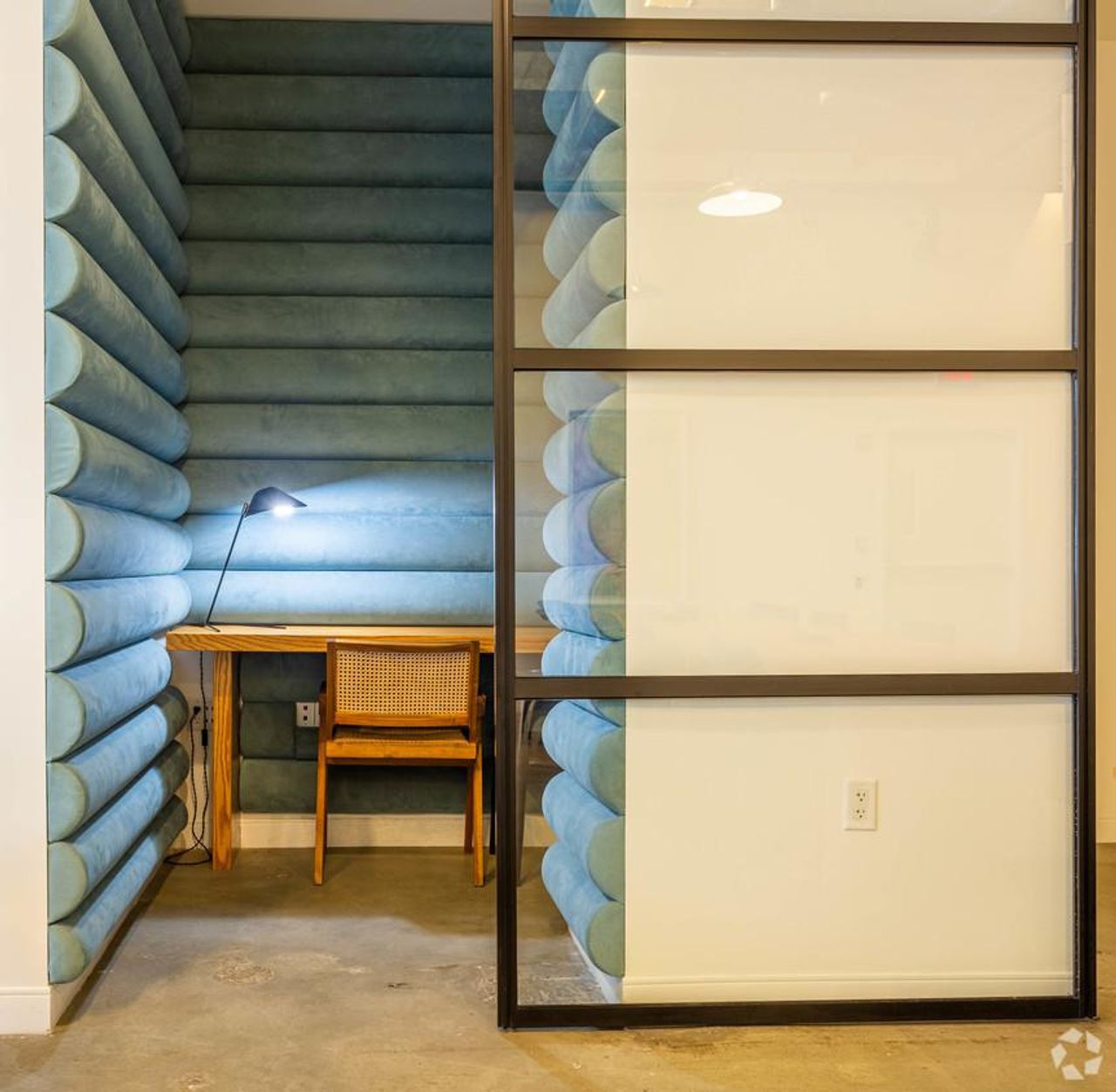 NYC workshop spaces Coworking space Large office space image 10