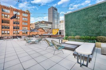 NYC workshop spaces Coworking space Large office space image 4