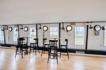 Paris corporate event spaces Boat La Péniche Pélican image 1