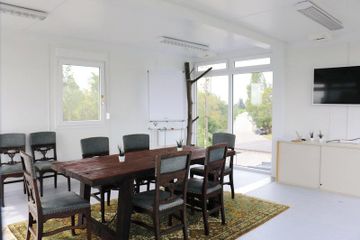 Rest of the World conference rooms Workshop Multifunctional room image 1