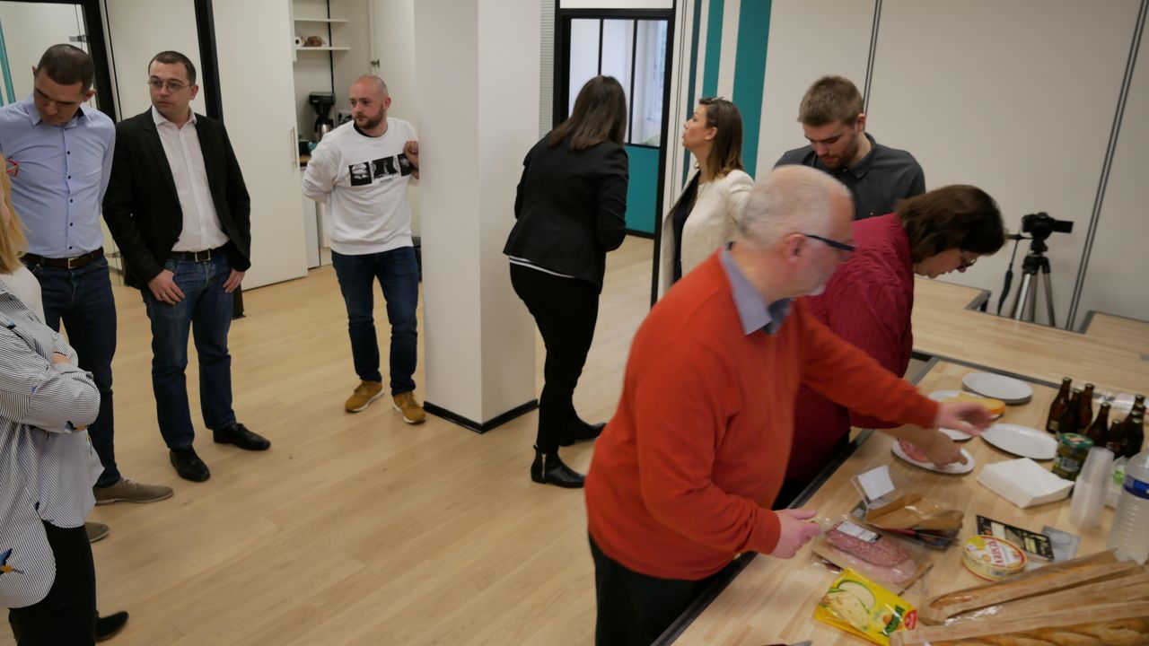 Rest der Welt seminar rooms Coworking Space Coworking Space image 3