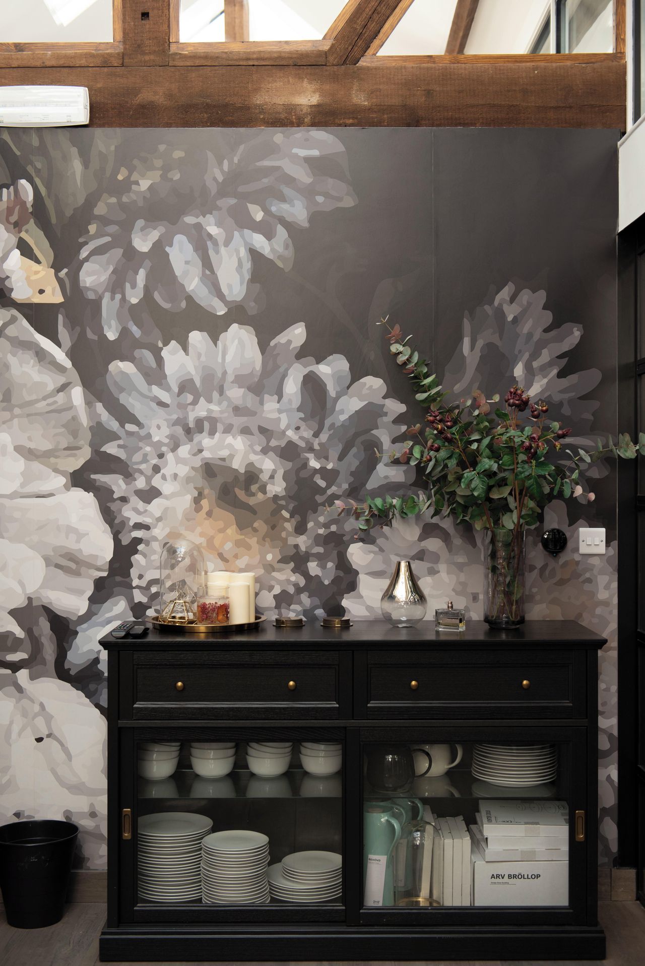 Rest of the World training rooms Meeting room Boardroom image 9