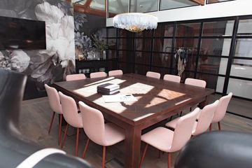 Rest of the World training rooms Meeting room Boardroom image 3