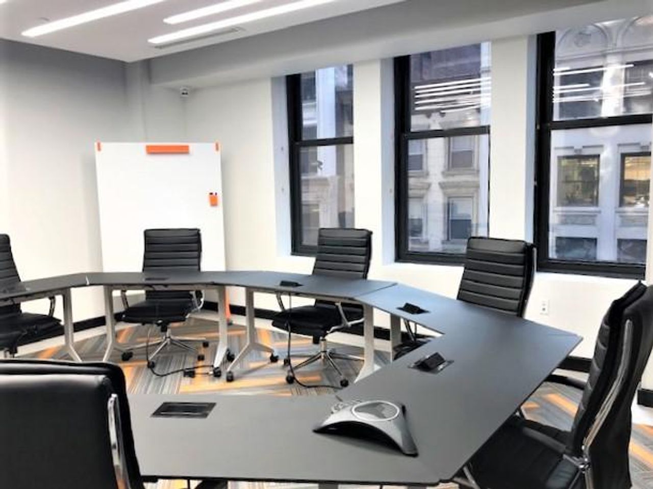 NYC workshop spaces Meeting room Meeting Room B image 9