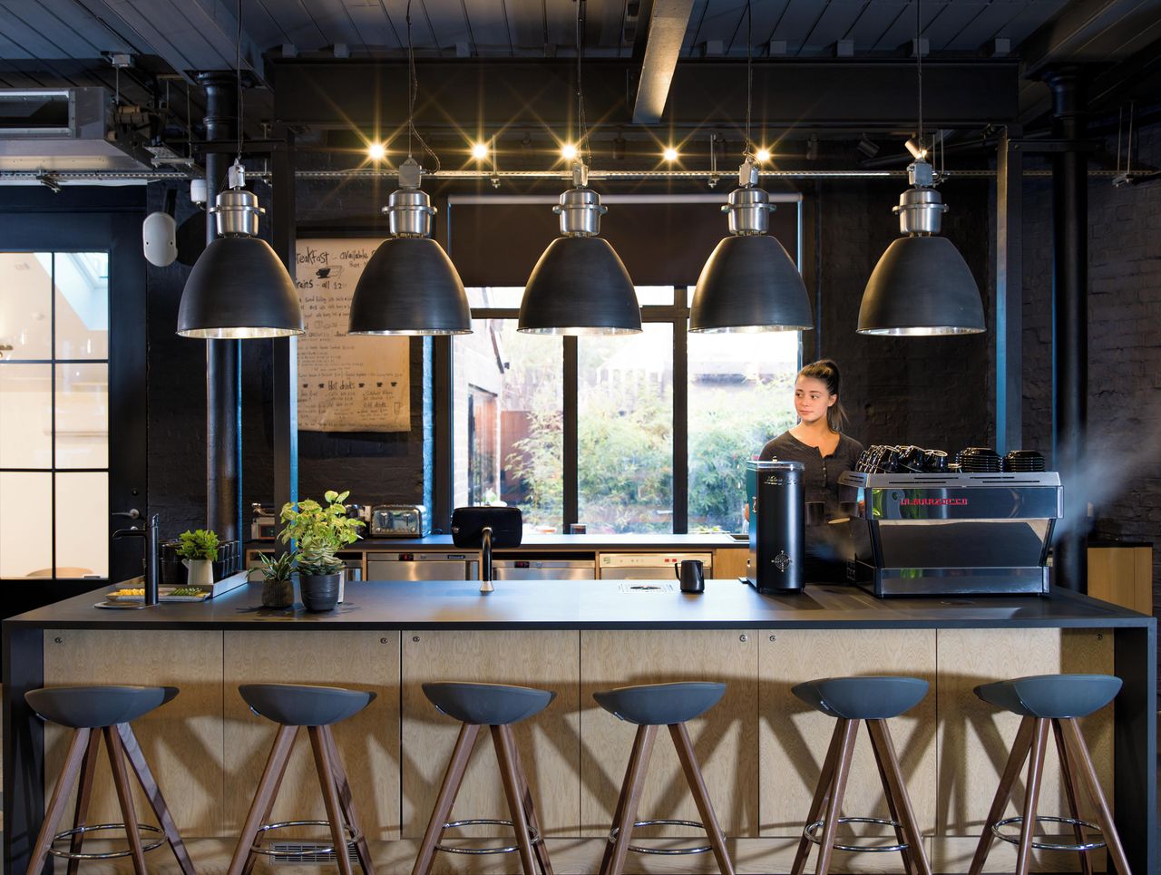 London workshop spaces Cafe Cafe Lounge image 5