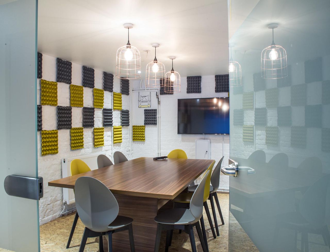 London workshop spaces Cafe Cafe Lounge image 3