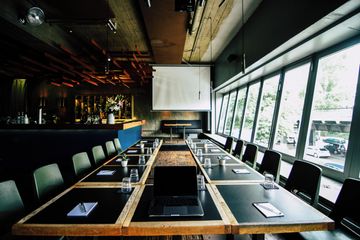 Berlin seminar rooms Bar Meeting und Shootingraum image 0