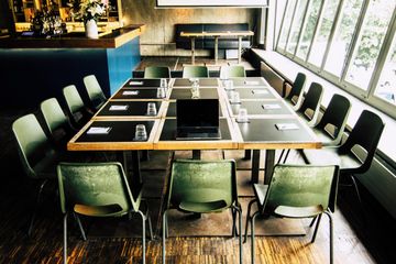 Berlin seminar rooms Bar Meeting und Shootingraum image 5