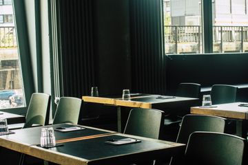 Berlin seminar rooms Bar Special Meeting and Shooting Space image 8