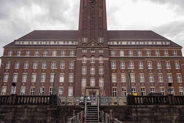 Berlin workshop spaces Meeting room Meeting room at the harbour image 7