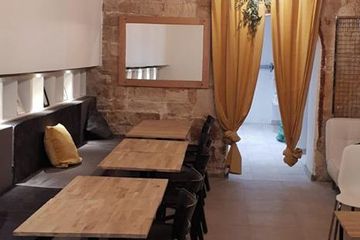 Paris corporate event spaces Unusual venue Meeting room with a unique atmosphere image 2