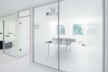 Stuttgart training rooms Vergaderruimte URBAN OFFICES | THINK image 20