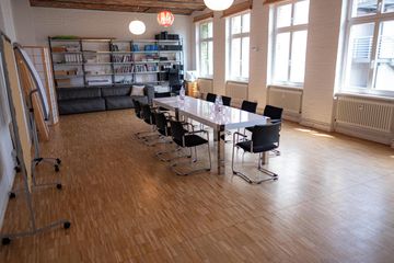 Berlin training rooms Coworking Space Conference room image 10