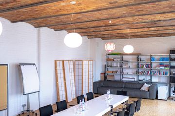 Berlin training rooms Coworking Space Conference room image 4