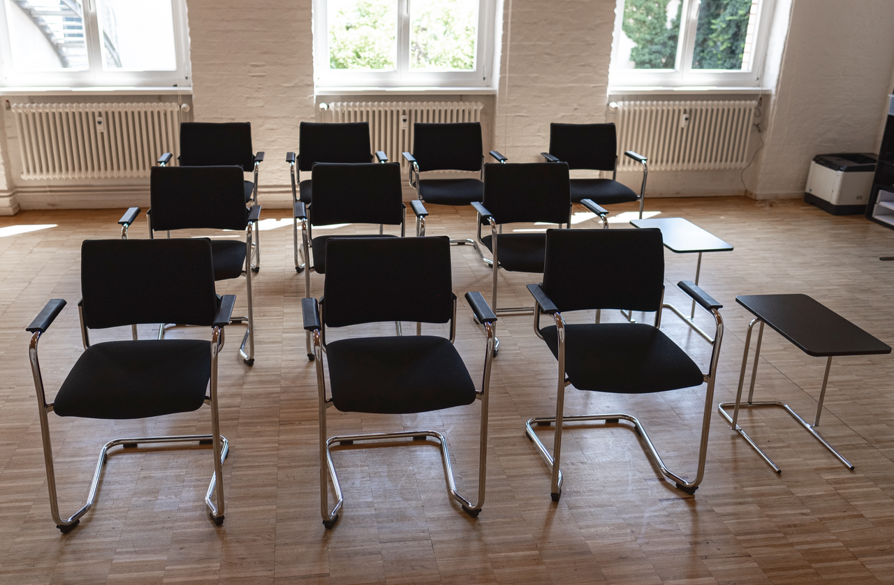 Berlin training rooms Coworking Space Conference room image 11