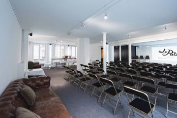 Paris corporate event spaces Meeting room Le Studio image 11