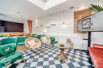 Paris training rooms Private residence Hidden Artist Loft image 0