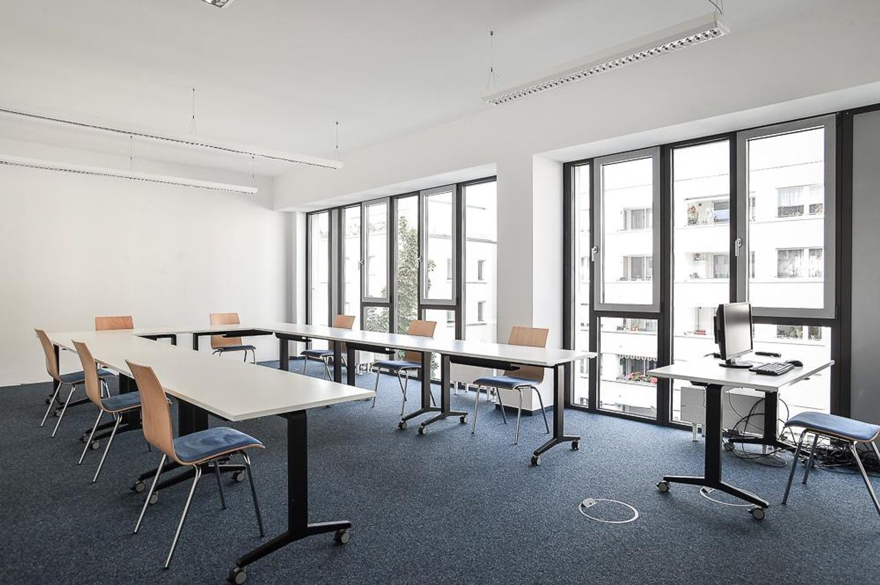 Stuttgart  Meeting room Seminarraum Jakarta image 1