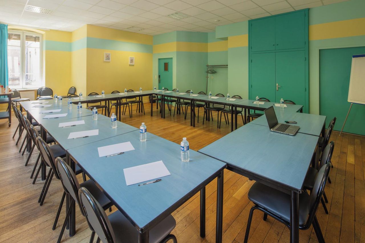 Lyon training rooms Vergaderruimte Salle Conseil image 2