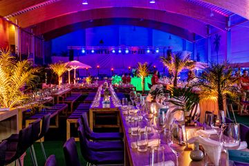 Berlin corporate event spaces Partyraum Beach Berlin - Indoor BeachCenter image 0