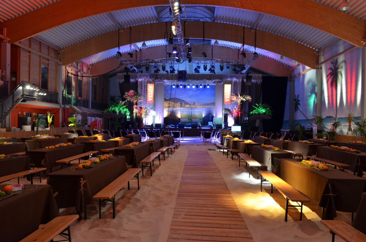 Berlin corporate event spaces Partyraum Beach Berlin - Indoor BeachCenter image 11