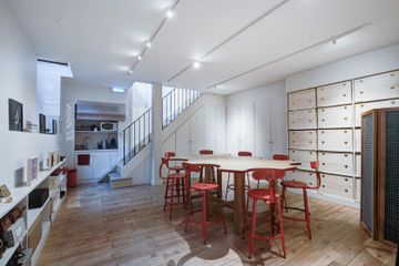 Paris training rooms Coworking space Lounge and coworking space image 2