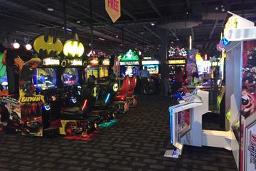 Rest der Welt seminar rooms Außergewöhnlich Dave and Buster's New Jersey image 1