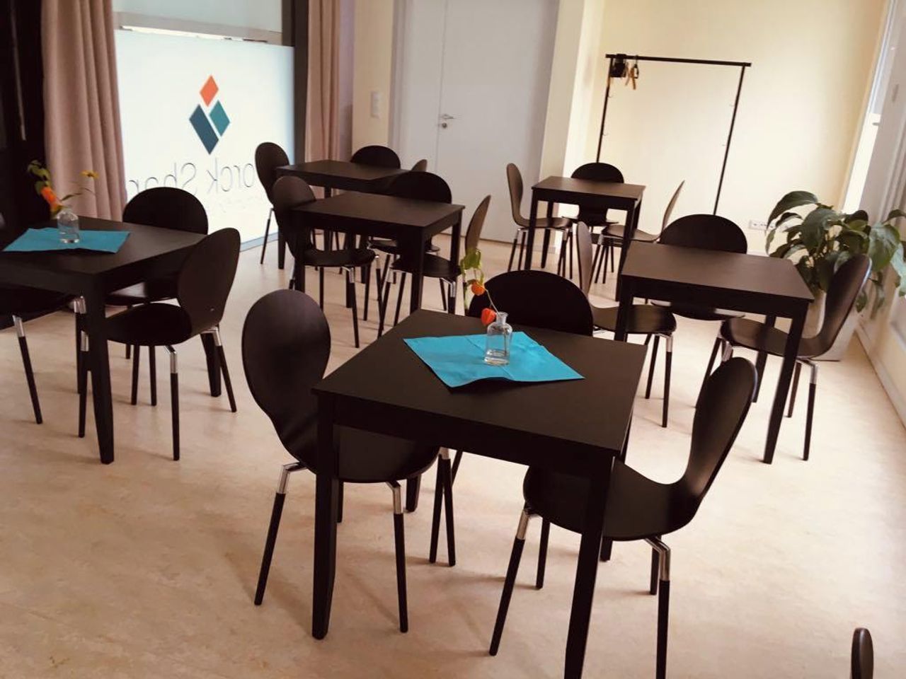 Berlin training rooms Meeting room Event floor image 17