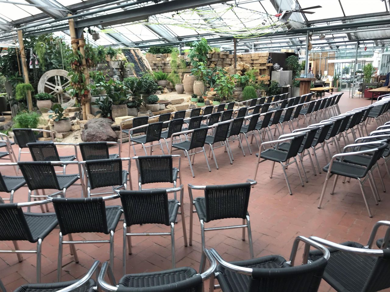 Stuttgart workshop spaces Unusual venue Botanical Space III image 3