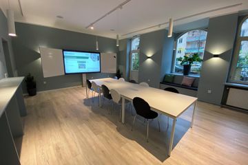 Berlin training rooms Meeting room Conference Room image 1