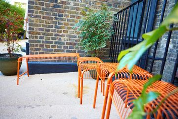 London training rooms Backyard Private Outdoor Courtyard image 1