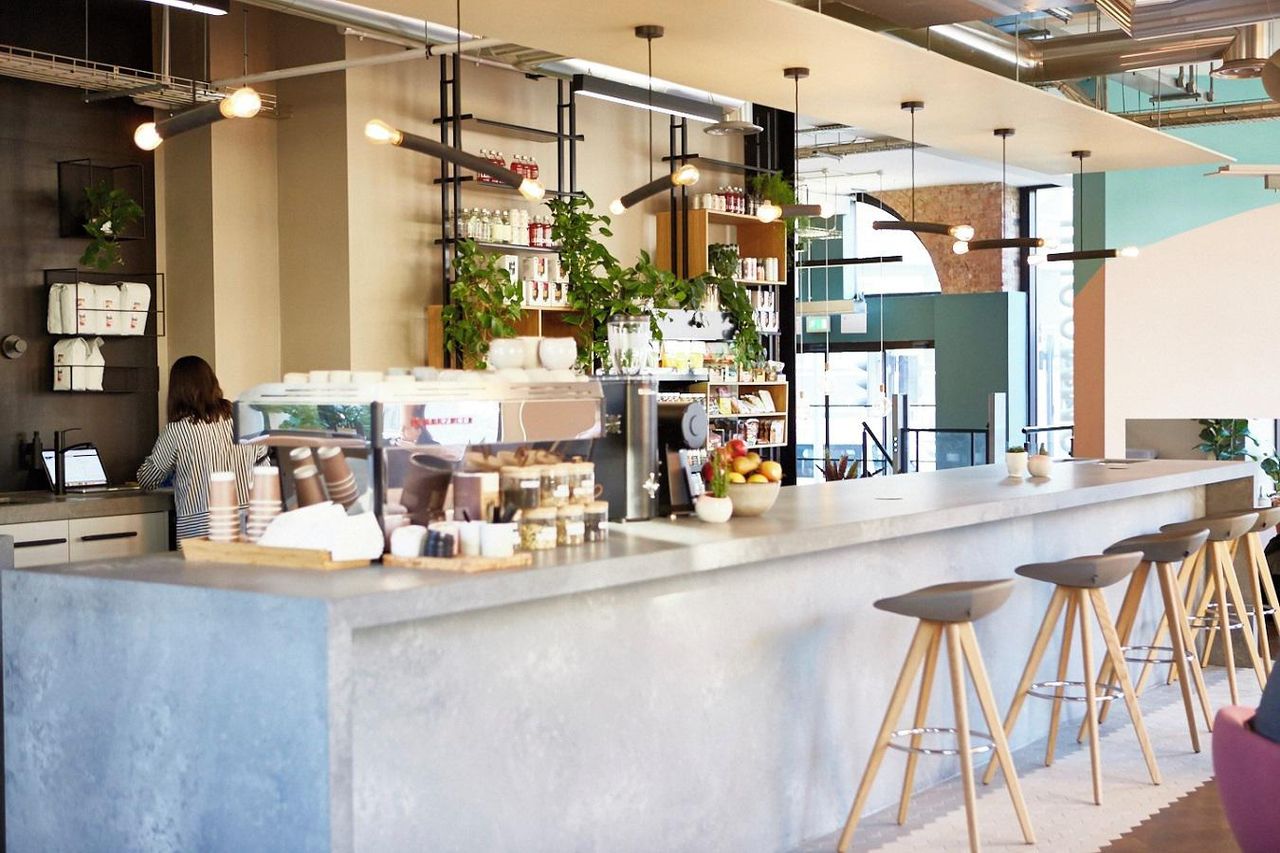 London training rooms Cafe Cafe Lounge image 4