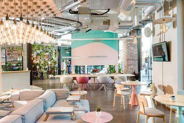 London training rooms Cafe Cafe Lounge image 0