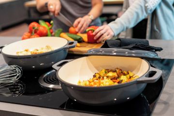 Hamburg corporate event spaces Kochstudio Cook and Meet image 2