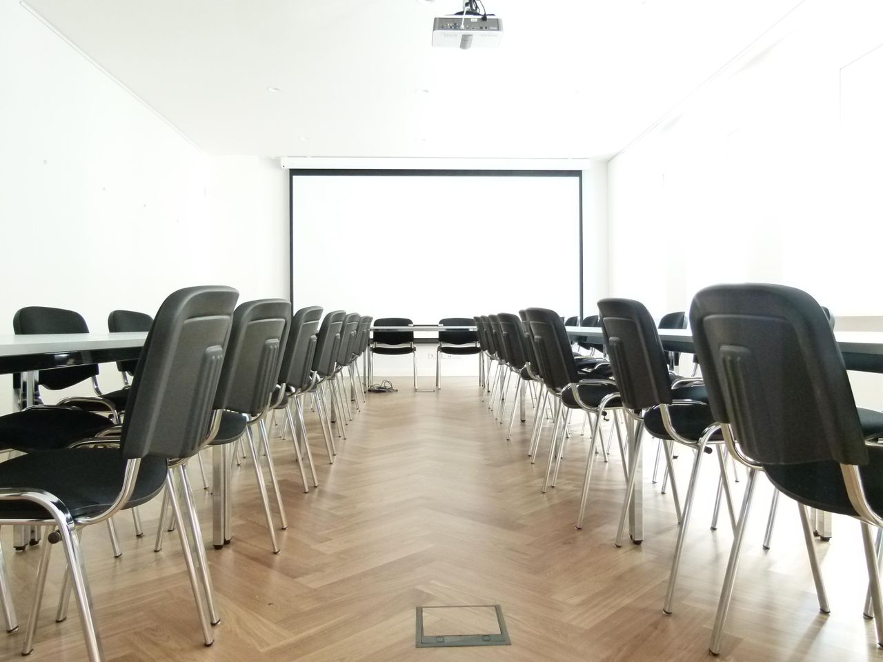Berlin training rooms Meeting room Conference Room image 13