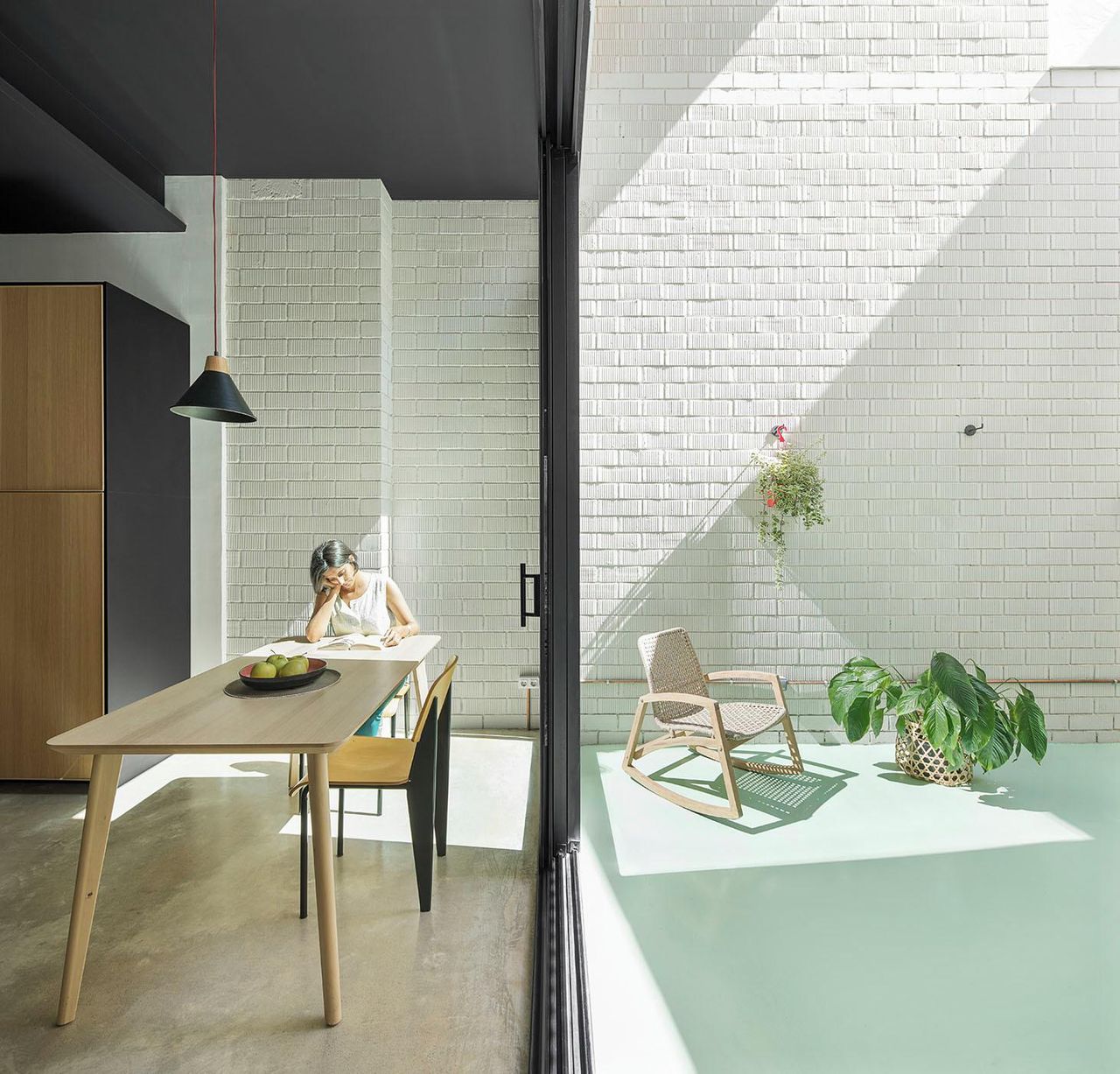 Barcelona training rooms Industriegebäude Garten Raum image 6