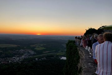 Rest der Welt Firmenfeier Burg Hohen Neuffen image 4