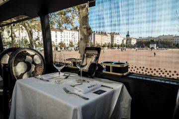 Lyon corporate event spaces Restaurant Bus Restaurant image 5