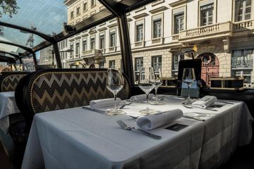 Lyon corporate event spaces Restaurant Bus Restaurant image 6