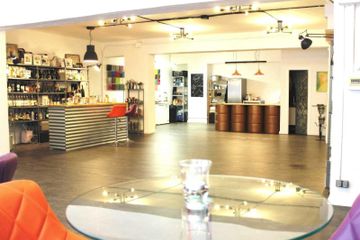 Barcelona workshop spaces Industrial space Loft image 2