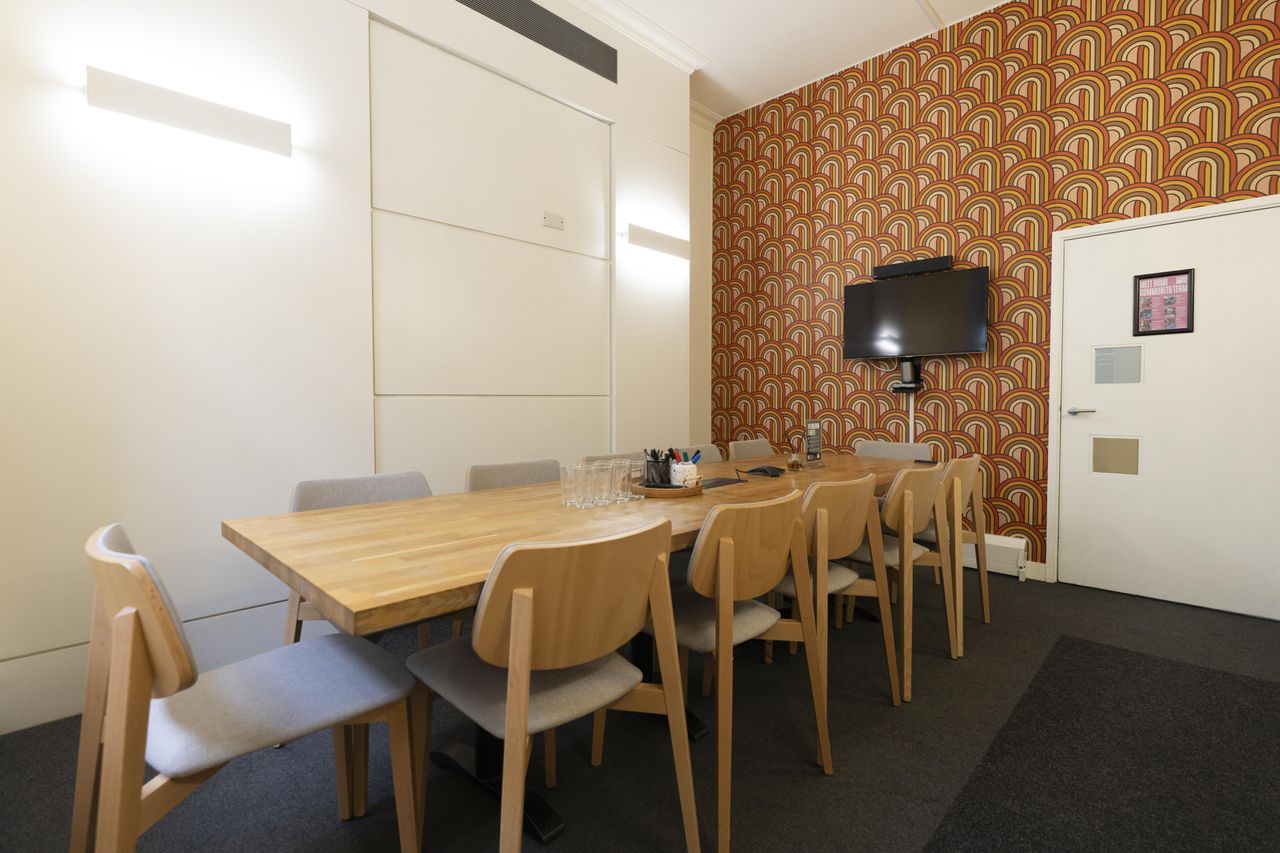 London Client Meeting Meeting room Hadfield image 1
