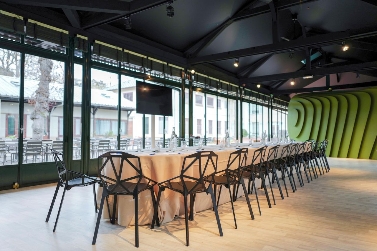 Paris training rooms Banquet hall La Grande Verrière image 21