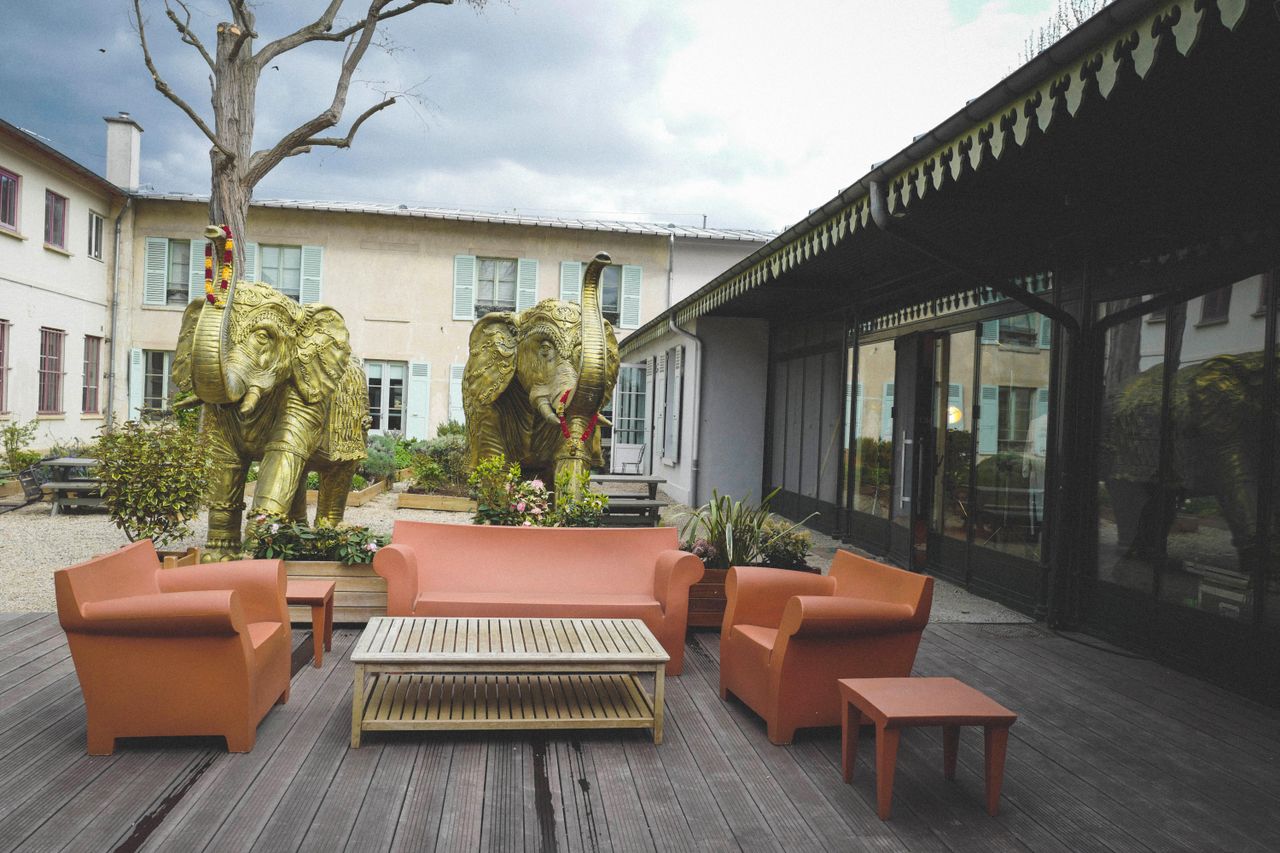 Paris training rooms Banquet hall La Grande Verrière image 22