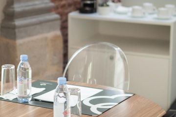 Lille training rooms Meeting room L'Orangerie image 1